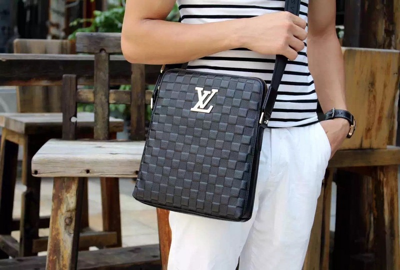 Louis Vuitton Outlet Designer Bags M201537 - Click Image to Close