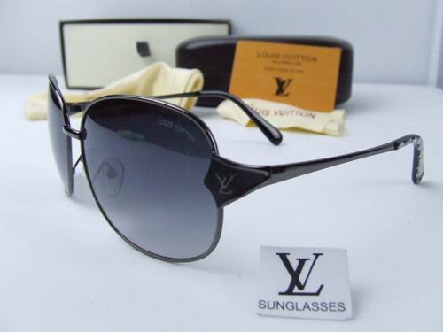 Louis Vuitton Outlet Sunglasses 066