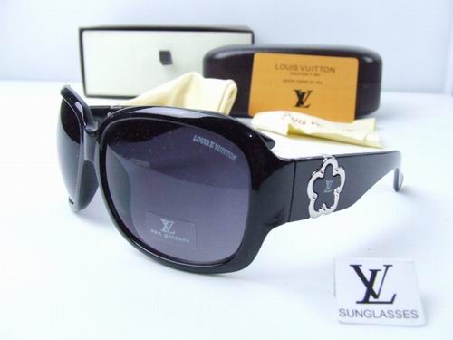 Louis Vuitton Outlet Sunglasses 060